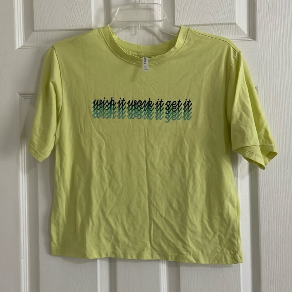 Fabletics cropped tee